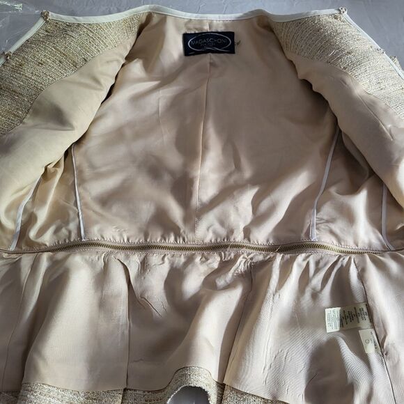 Magaschoni Beige Tweed Full or Crop Blazer, White Trim Size Small - Picture 11 of 15